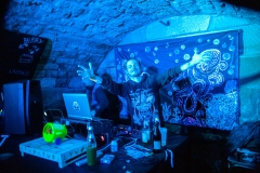 2_dark-enlightment-1-von-1-10