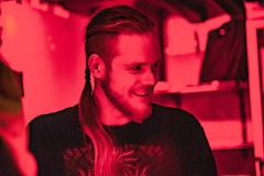 2_dark-enlightment-1-von-1-13